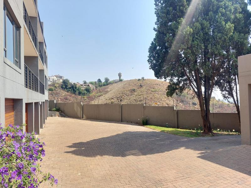 2 Bedroom Property for Sale in Northcliff Gauteng