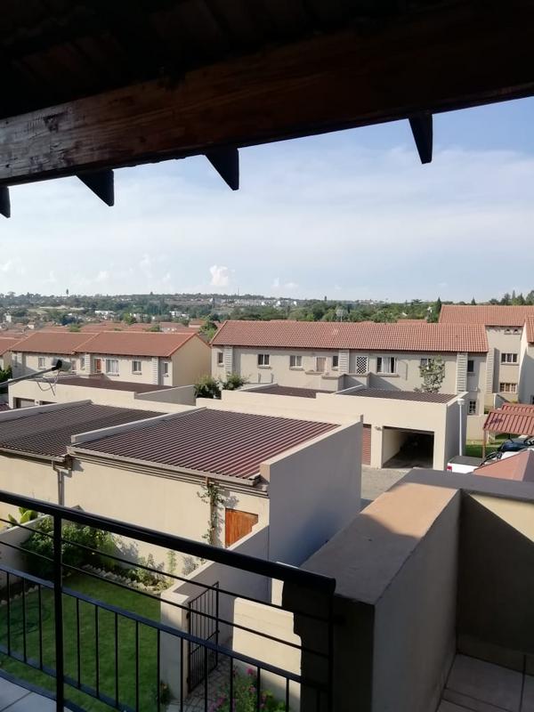 3 Bedroom Property for Sale in Halfway Gardens Gauteng