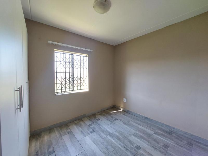 2 Bedroom Property for Sale in Fleurhof Gauteng