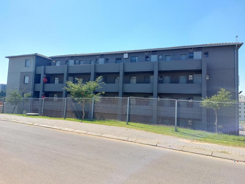 2 Bedroom Property for Sale in Fleurhof Gauteng