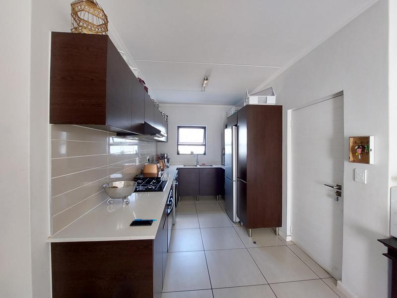 3 Bedroom Property for Sale in Greenstone Hill Gauteng