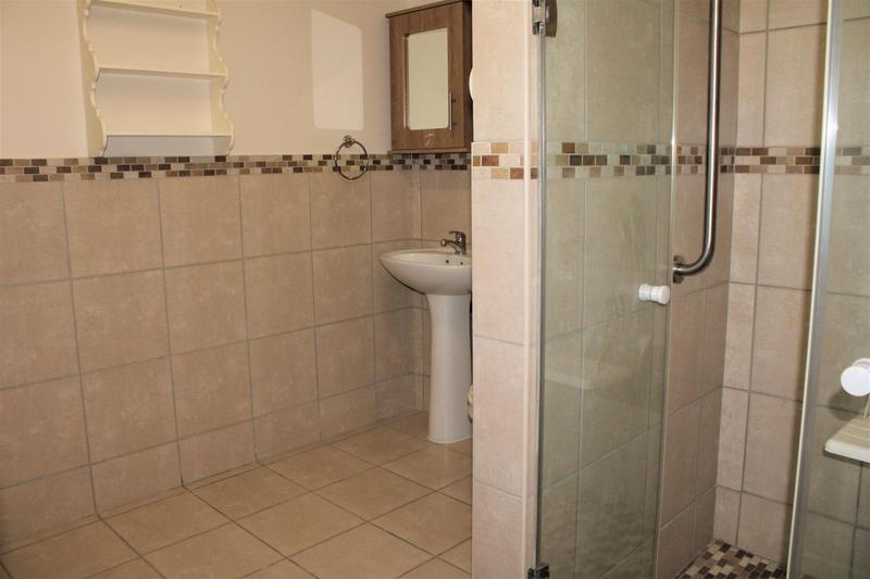 1 Bedroom Property for Sale in Olivedale Gauteng