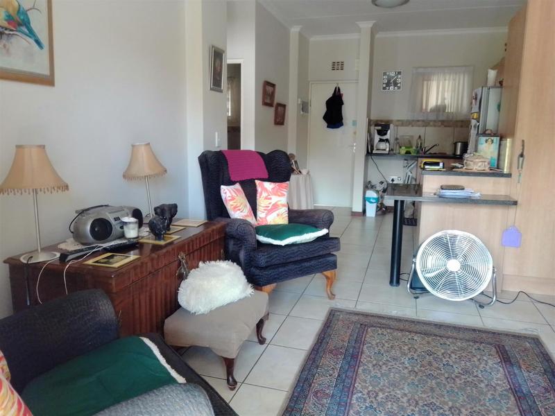 1 Bedroom Property for Sale in Douglasdale Gauteng