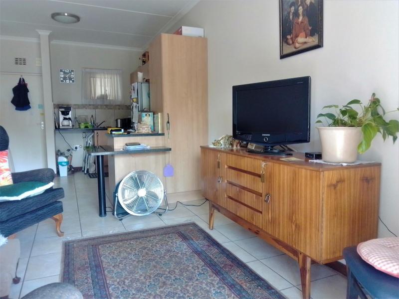 1 Bedroom Property for Sale in Douglasdale Gauteng