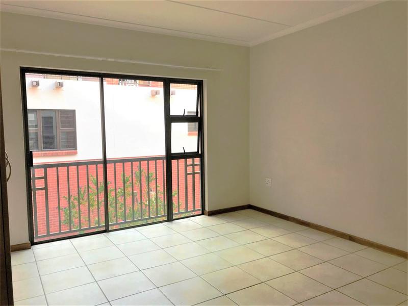 1 Bedroom Property for Sale in Douglasdale Gauteng