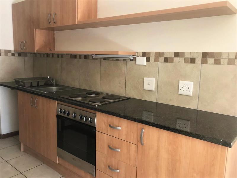 1 Bedroom Property for Sale in Douglasdale Gauteng