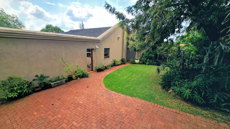 5 Bedroom Property for Sale in Elardus Park Gauteng