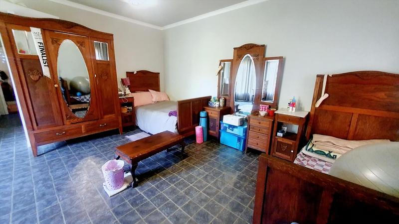 5 Bedroom Property for Sale in Elardus Park Gauteng