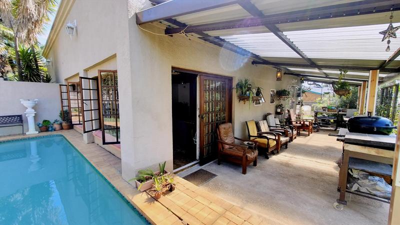 5 Bedroom Property for Sale in Elardus Park Gauteng