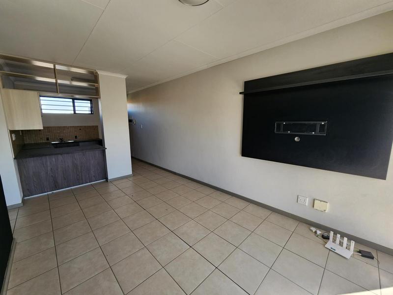 2 Bedroom Property for Sale in Elardus Park Gauteng