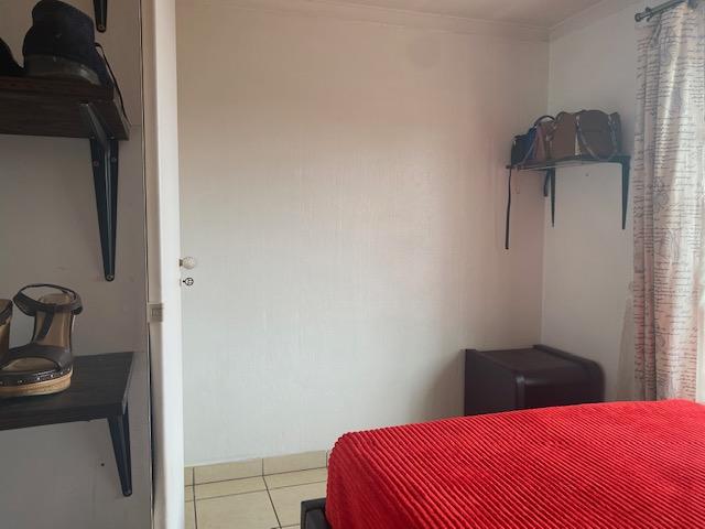 2 Bedroom Property for Sale in Newlands Gauteng