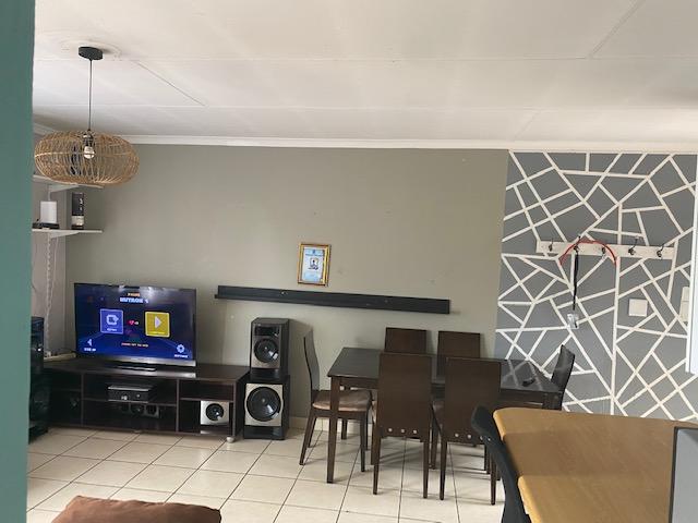 2 Bedroom Property for Sale in Newlands Gauteng