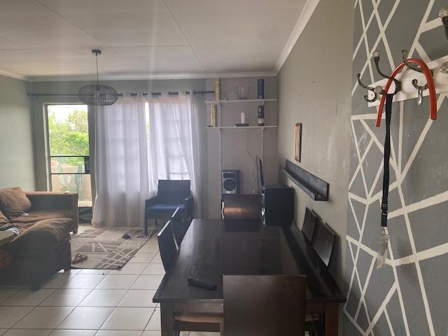 2 Bedroom Property for Sale in Newlands Gauteng