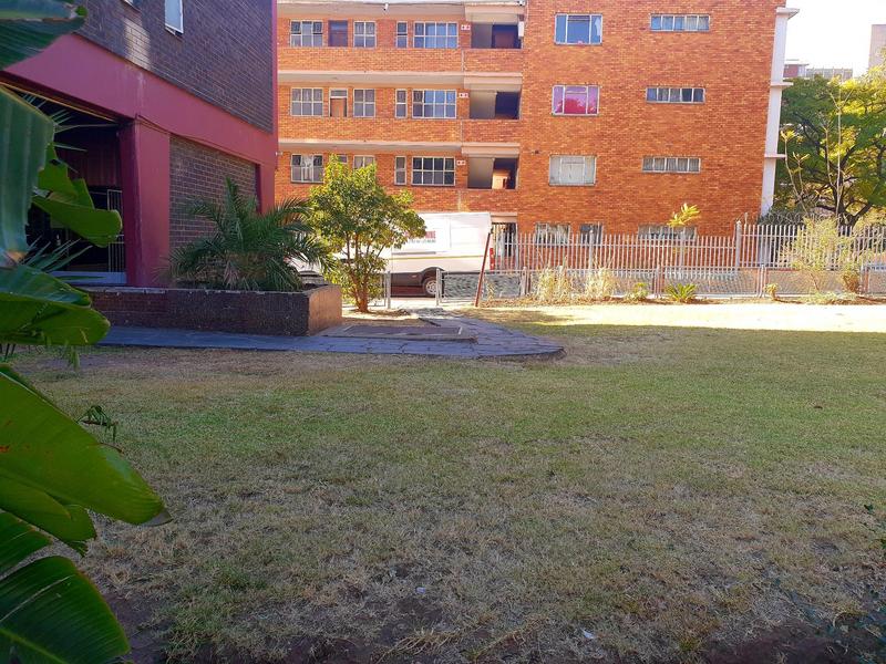 2 Bedroom Property for Sale in Sunnyside Gauteng