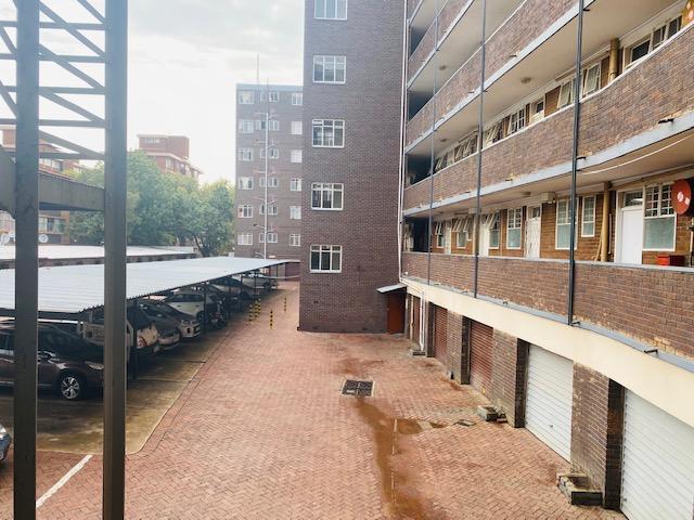 1 Bedroom Property for Sale in Sunnyside Gauteng