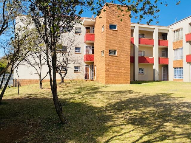 3 Bedroom Property for Sale in Waterkloof Glen Gauteng