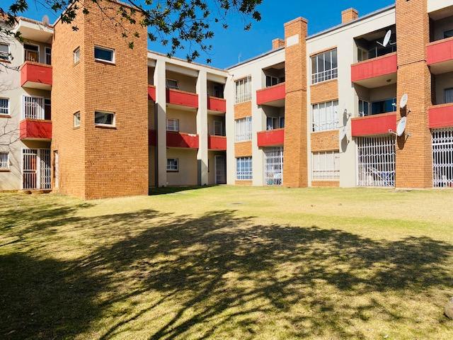 3 Bedroom Property for Sale in Waterkloof Glen Gauteng