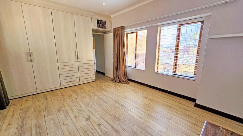 4 Bedroom Property for Sale in Olympus Gauteng