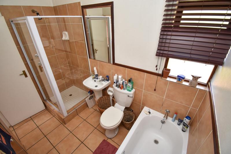 1 Bedroom Property for Sale in Magaliessig Gauteng