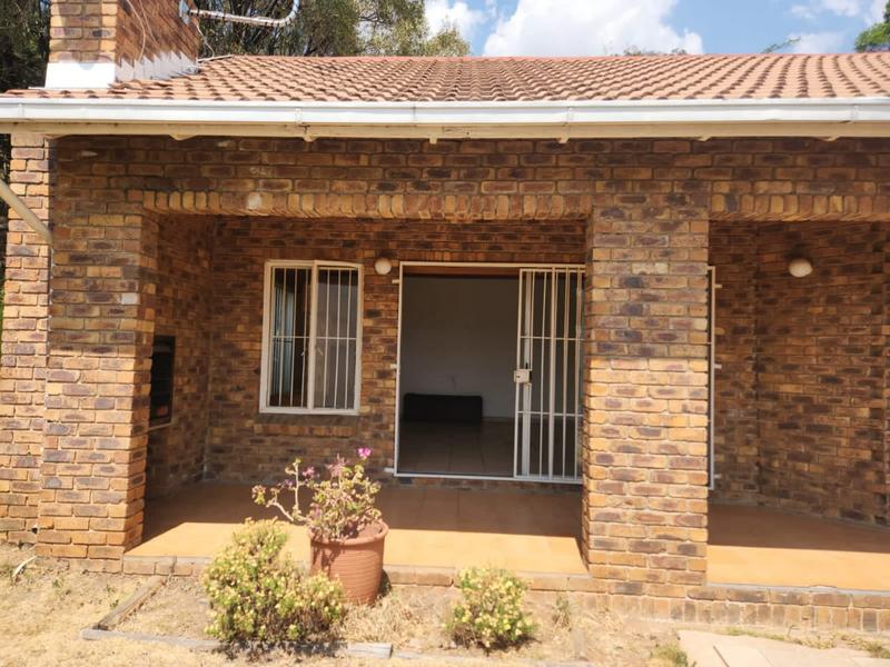 To Let 1 Bedroom Property for Rent in Alan Manor Gauteng