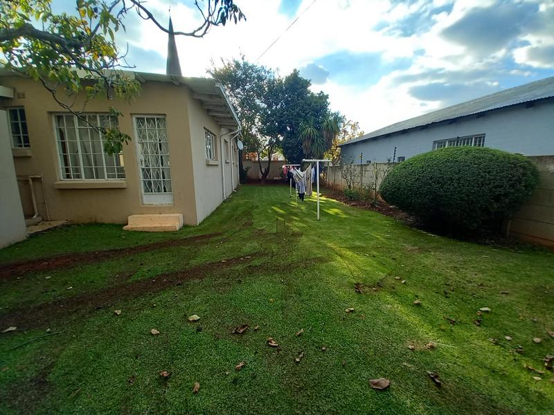 To Let 1 Bedroom Property for Rent in Westdene Gauteng