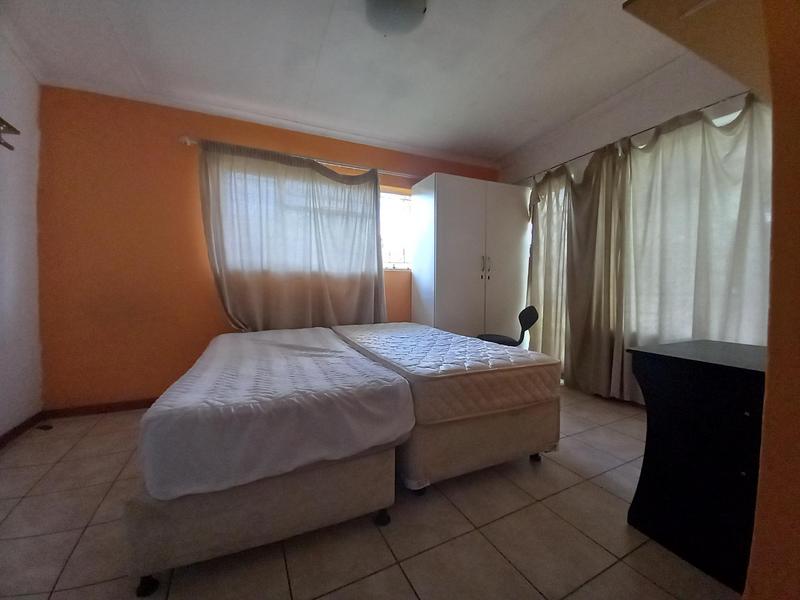 To Let 1 Bedroom Property for Rent in Westdene Gauteng