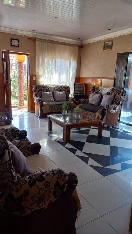 4 Bedroom Property for Sale in Lenasia Gauteng