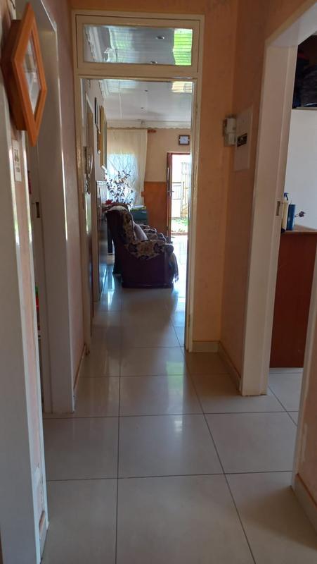 4 Bedroom Property for Sale in Lenasia Gauteng