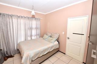 2 Bedroom Property for Sale in Noordwyk Gauteng