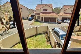 2 Bedroom Property for Sale in Noordwyk Gauteng