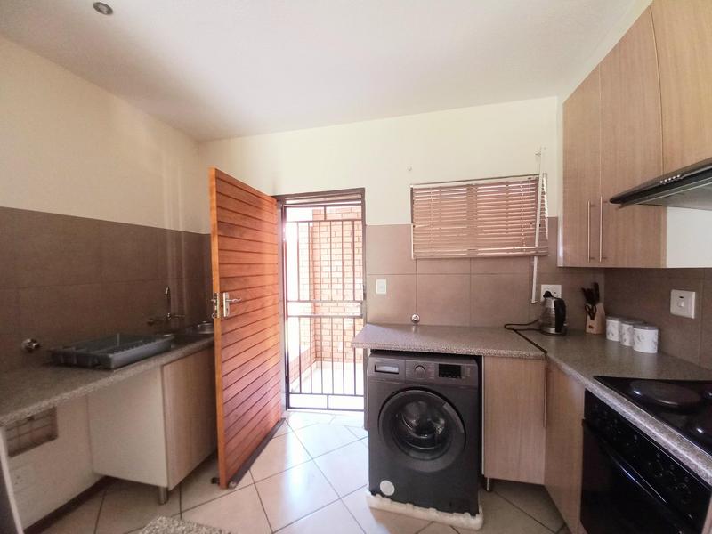 2 Bedroom Property for Sale in Noordwyk Gauteng