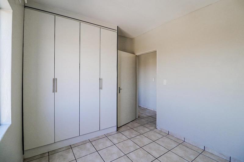 2 Bedroom Property for Sale in Fleurhof Gauteng