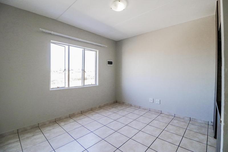 2 Bedroom Property for Sale in Fleurhof Gauteng