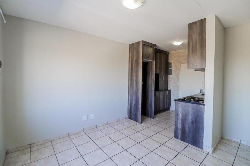 2 Bedroom Property for Sale in Fleurhof Gauteng