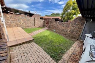 3 Bedroom Property for Sale in Buccleuch Gauteng