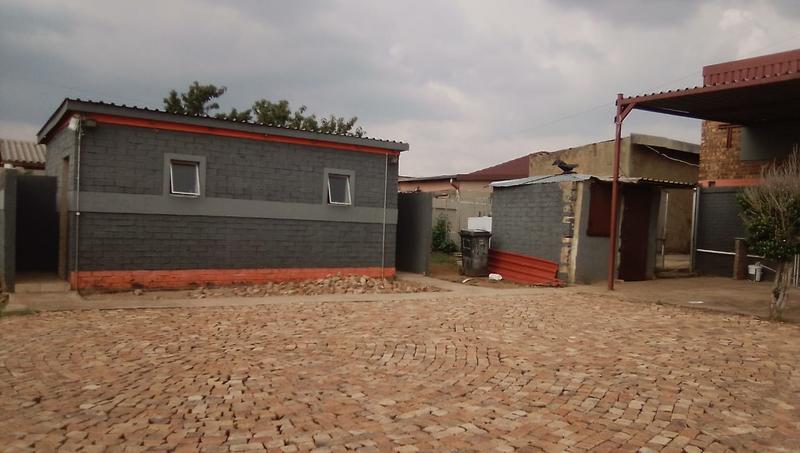 To Let 0 Bedroom Property for Rent in Mapetla Gauteng