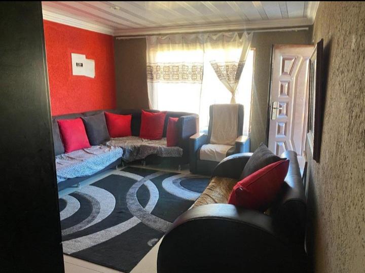 3 Bedroom Property for Sale in Protea Glen Gauteng