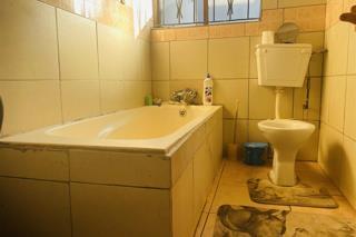 2 Bedroom Property for Sale in Protea Glen Gauteng