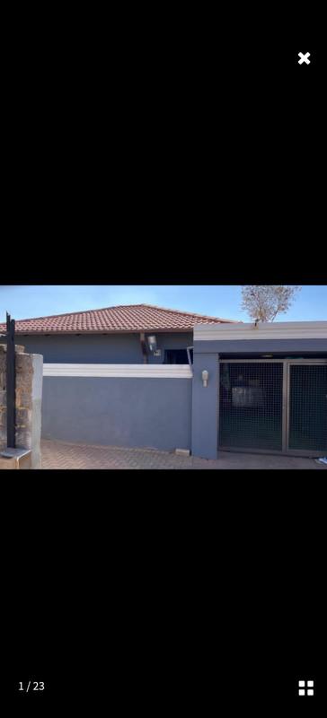 3 Bedroom Property for Sale in Protea Glen Gauteng