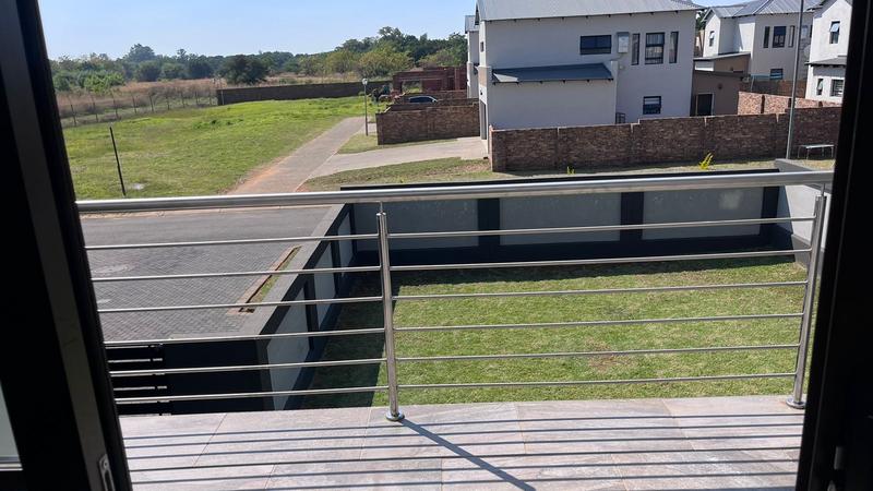 5 Bedroom Property for Sale in Doornpoort Gauteng