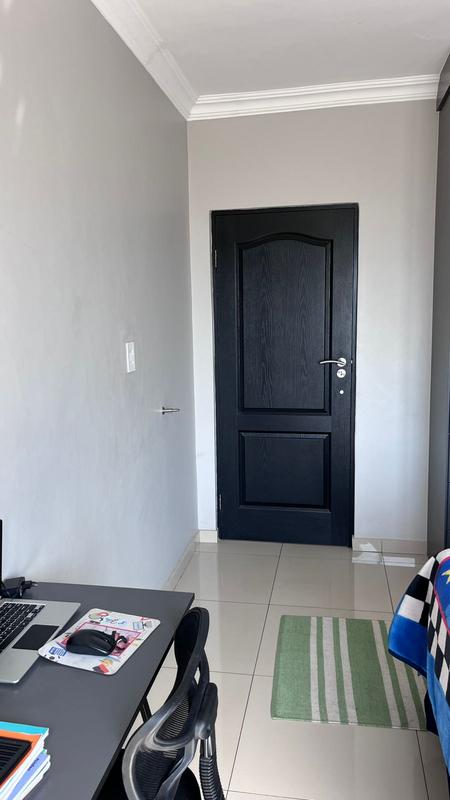 5 Bedroom Property for Sale in Doornpoort Gauteng