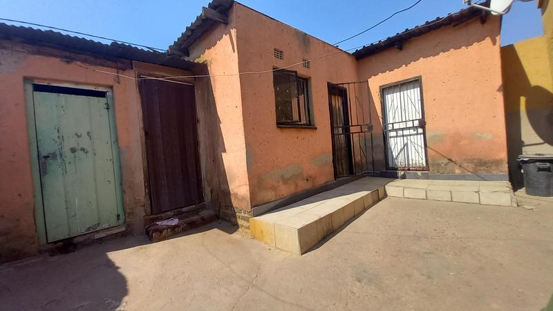 2 Bedroom Property for Sale in Tembisa Gauteng