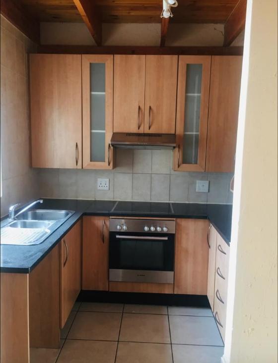 2 Bedroom Property for Sale in Erand Gardens Gauteng