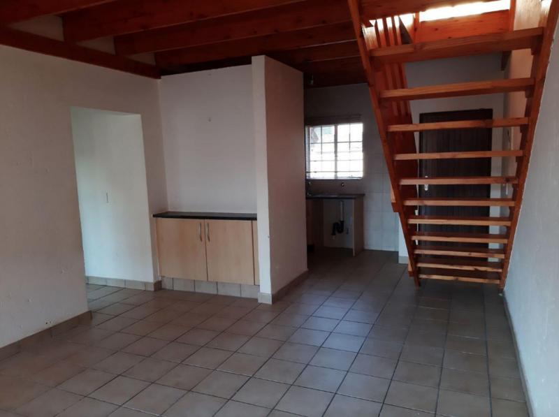 2 Bedroom Property for Sale in Erand Gardens Gauteng