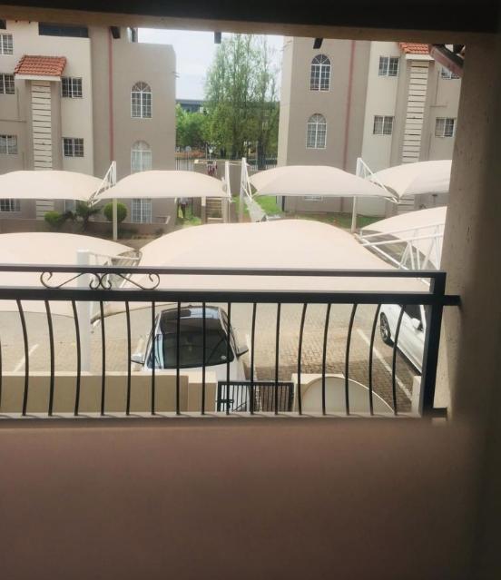 2 Bedroom Property for Sale in Erand Gardens Gauteng