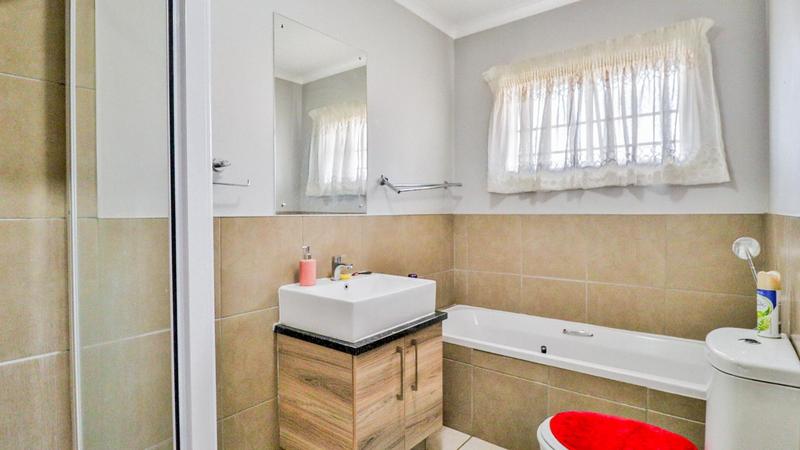 2 Bedroom Property for Sale in Sagewood Gauteng