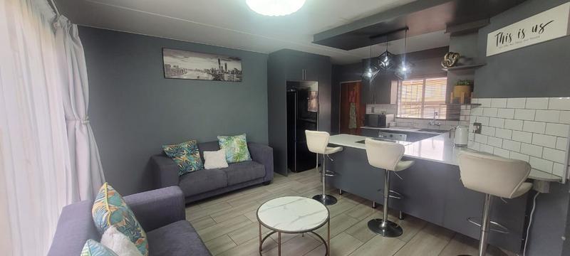 2 Bedroom Property for Sale in Groblerpark Gauteng