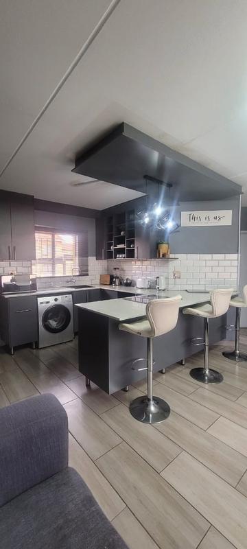 2 Bedroom Property for Sale in Groblerpark Gauteng