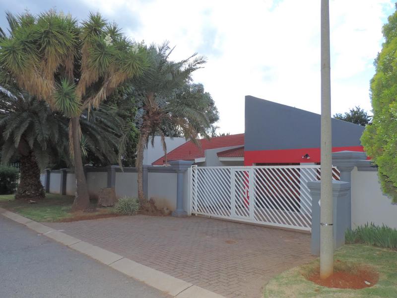 4 Bedroom Property for Sale in Birch Acres Gauteng