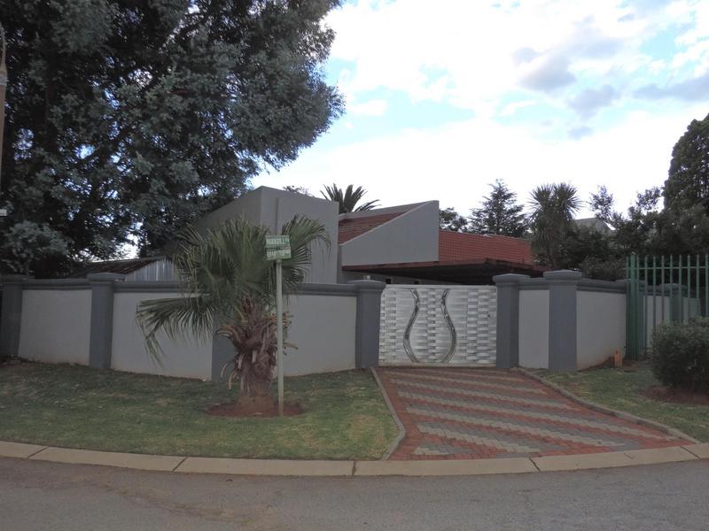 4 Bedroom Property for Sale in Birch Acres Gauteng